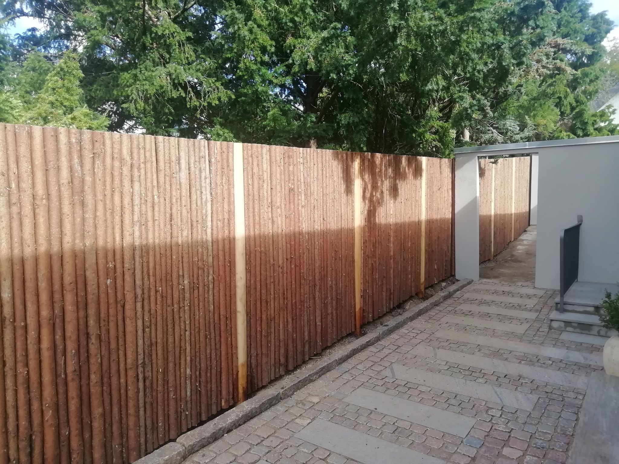 Rafter med Bark (Lodret) Rafter med Bark (Lodret)